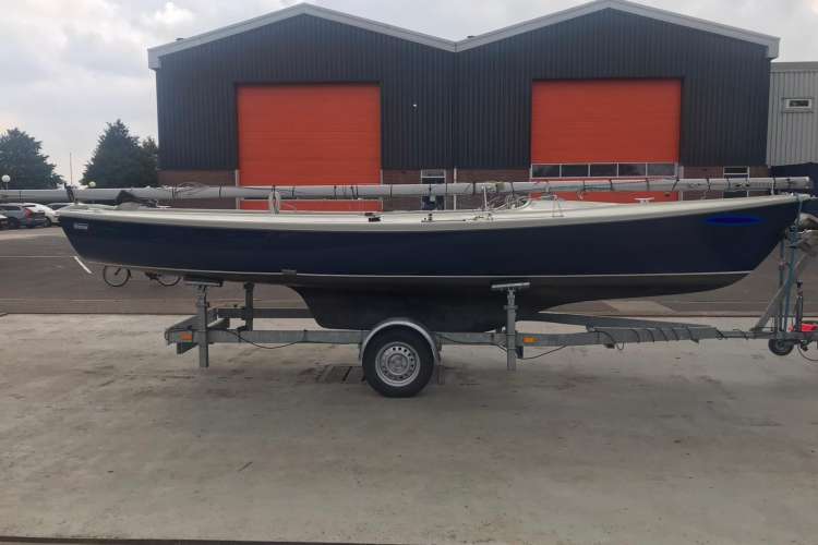 Enkelassige boottrailer/aanhangwagen